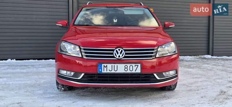 Універсал Volkswagen Passat 2013 в Радивиліві