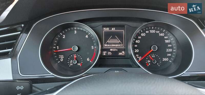 Універсал Volkswagen Passat 2017 в Новому Розділі