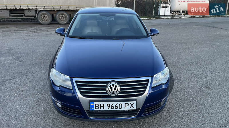 Седан Volkswagen Passat 2005 в Одессе