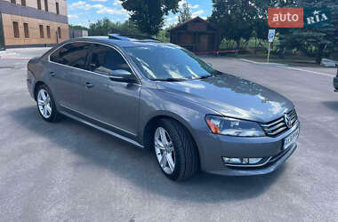 Седан Volkswagen Passat 2015 в Лозовой