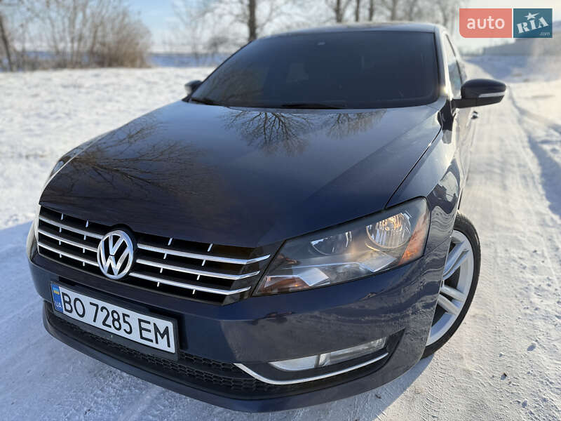 Седан Volkswagen Passat 2014 в Тернополе