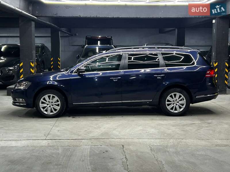 Универсал Volkswagen Passat 2012 в Черновцах