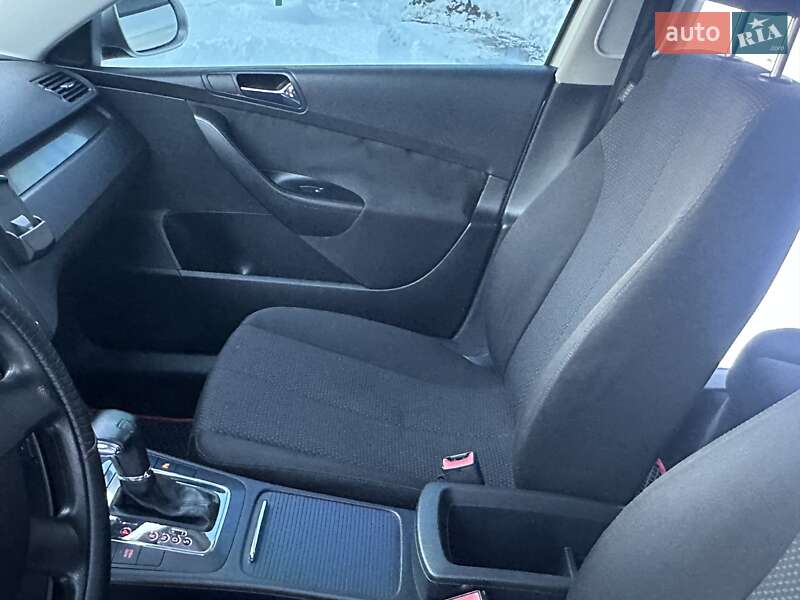 Універсал Volkswagen Passat 2006 в Сумах