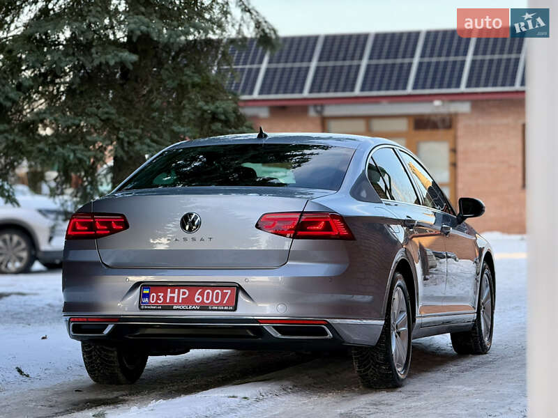 Седан Volkswagen Passat 2022 в Броварах фото 9 Седан Volkswagen Passat 2022 в Броварах