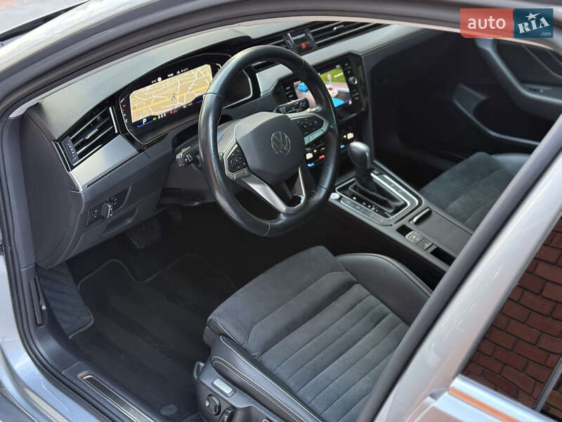 Седан Volkswagen Passat 2022 в Броварах фото 26 Седан Volkswagen Passat 2022 в Броварах