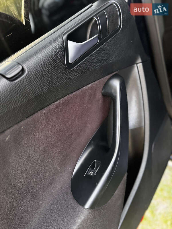 Універсал Volkswagen Passat 2010 в Радивиліві