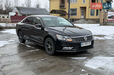Седан Volkswagen Passat 2016 в Солотвине