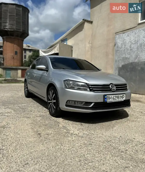 Volkswagen Passat 2013 VIN WVWZZZ3CZEP004099 фото оголошення 3 з 50