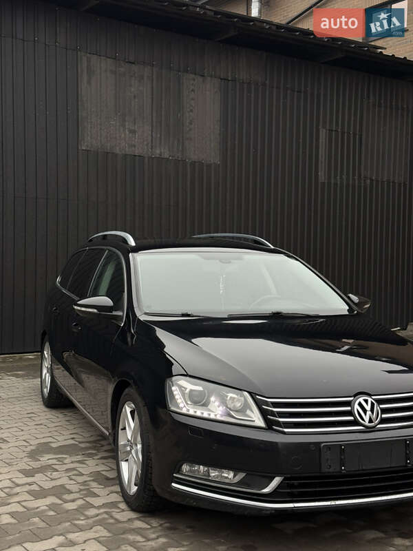 Volkswagen Passat 2011