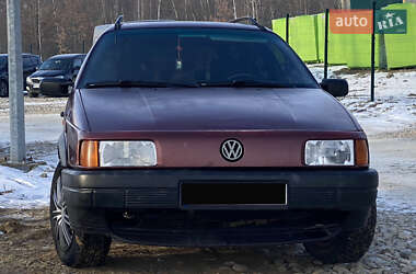 Універсал Volkswagen Passat 1992 в Івано-Франківську