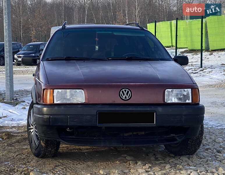 Volkswagen Passat 1992