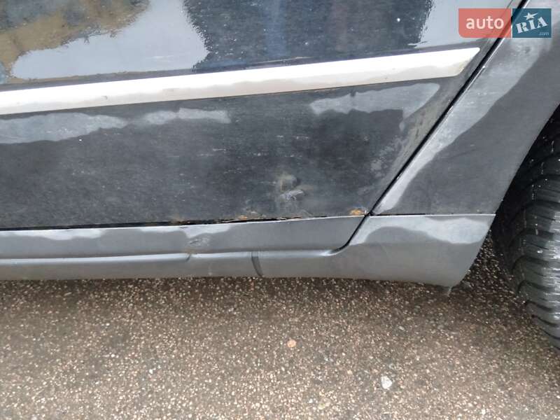 Універсал Volkswagen Passat 2006 в Житомирі