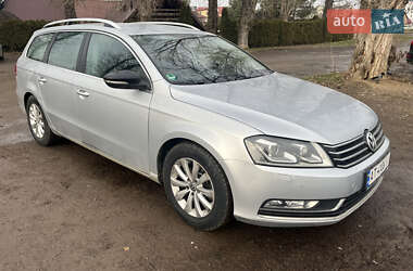 Универсал Volkswagen Passat 2013 в Ивано-Франковске