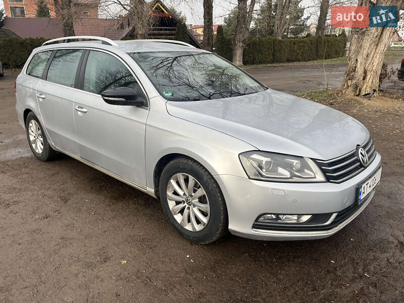 Універсал Volkswagen Passat 2013 в Івано-Франківську