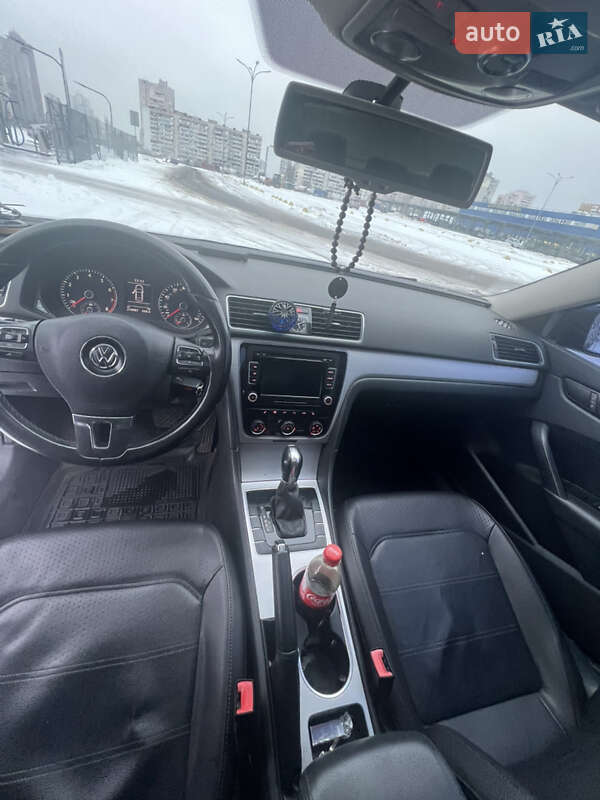 Седан Volkswagen Passat 2012 в Киеве фото 22 Седан Volkswagen Passat 2012 в Киеве