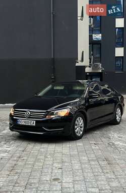 Седан Volkswagen Passat 2013 в Івано-Франківську