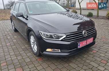 Универсал Volkswagen Passat 2018 в Нововолынске