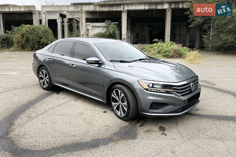 Седан Volkswagen Passat 2021 в Киеве