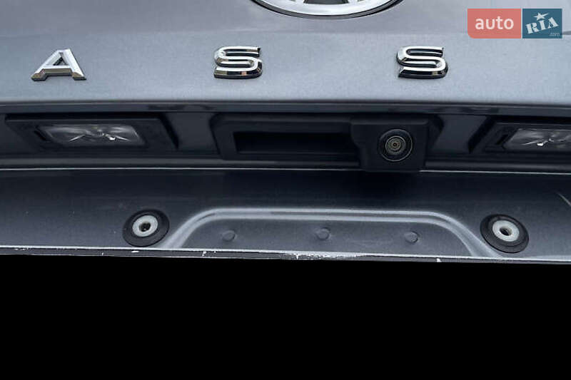 Седан Volkswagen Passat 2021 в Киеве