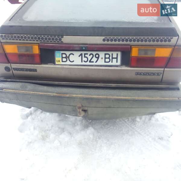 Седан Volkswagen Passat 1985 в Турке фото 2 Седан Volkswagen Passat 1985 в Турке