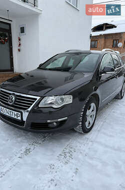 Універсал Volkswagen Passat 2008 в Хусті