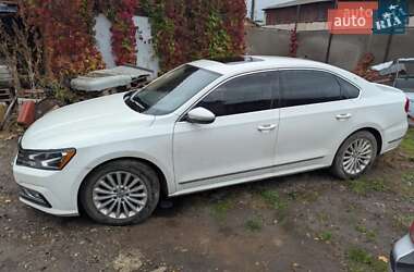 Седан Volkswagen Passat 2016 в Сумах