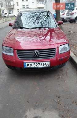 Седан Volkswagen Passat 2001 в Харькове