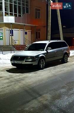 Универсал Volkswagen Passat 2001 в Гадяче