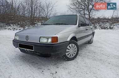 Седан Volkswagen Passat 1991 в Тульчине