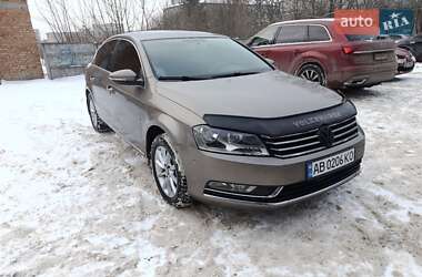 Седан Volkswagen Passat 2011 в Виннице