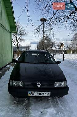 Універсал Volkswagen Passat 1990 в Івано-Франківську