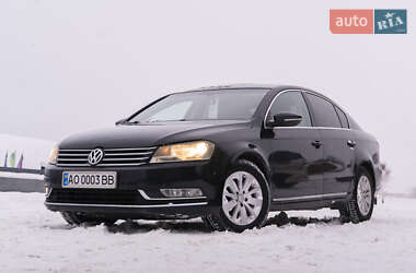 Седан Volkswagen Passat 2014 в Ужгороде