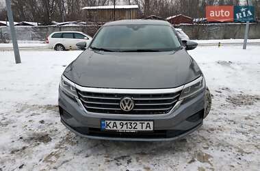 Седан Volkswagen Passat 2020 в Києві