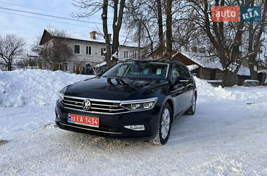 Универсал Volkswagen Passat 2022 в Луцке