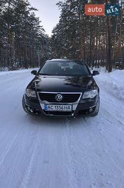Універсал Volkswagen Passat 2010 в Шацьку