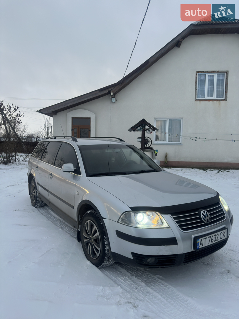 Авто від власника в особистому користуванні 5 років, за цей час машинка не підводила, все замінювалося вчасно. Мотор, коробка, ходова без зауважень. Акпп переключає плавно та чітко(без пинків).По мотору замінені масло, масляний фільтр, топливний фільтр.Не бере ні грама масла.По кузову є нюанси з передніми крилами, це стандартні болячки.