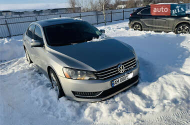 Седан Volkswagen Passat 2012 в Дубровиці