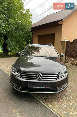 Универсал Volkswagen Passat 2012 в Ужгороде