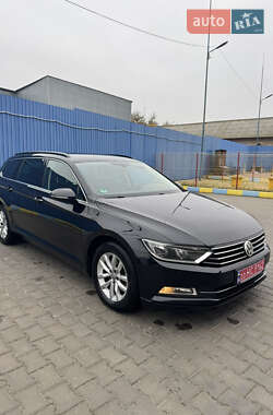 Универсал Volkswagen Passat 2015 в Одессе