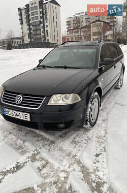 Универсал Volkswagen Passat 2003 в Долине