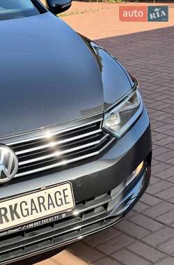 Седан Volkswagen Passat 2019 в Кривом Роге