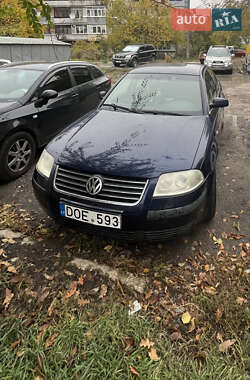 Седан Volkswagen Passat 2001 в Великом Бурлуке