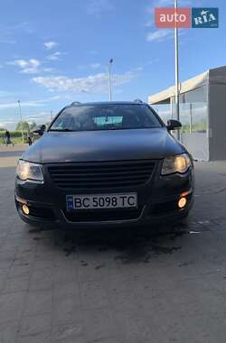 Універсал Volkswagen Passat 2006 в Мостиській
