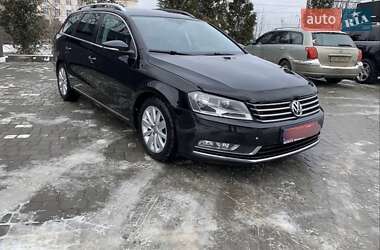 Универсал Volkswagen Passat 2011 в Львове