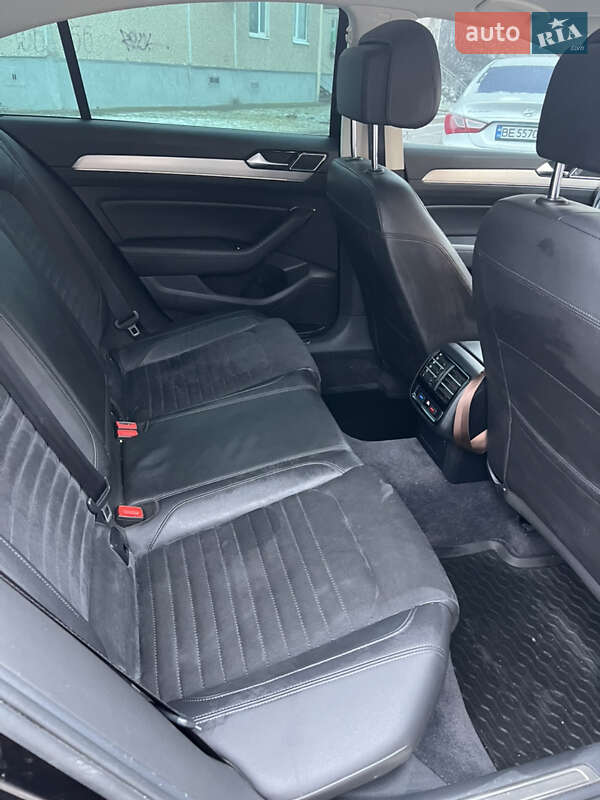 Седан Volkswagen Passat 2018 в Южноукраинске