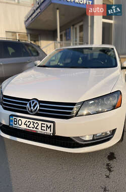 Седан Volkswagen Passat 2015 в Тернополі