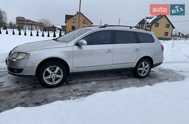 Универсал Volkswagen Passat 2008 в Сарнах