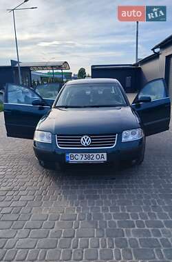Седан Volkswagen Passat 2003 в Львове