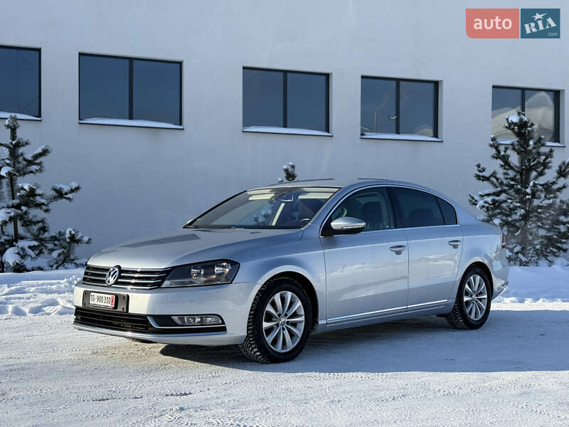 Volkswagen Passat 2011