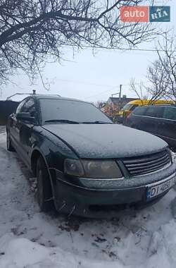 Седан Volkswagen Passat 1997 в Луцьку